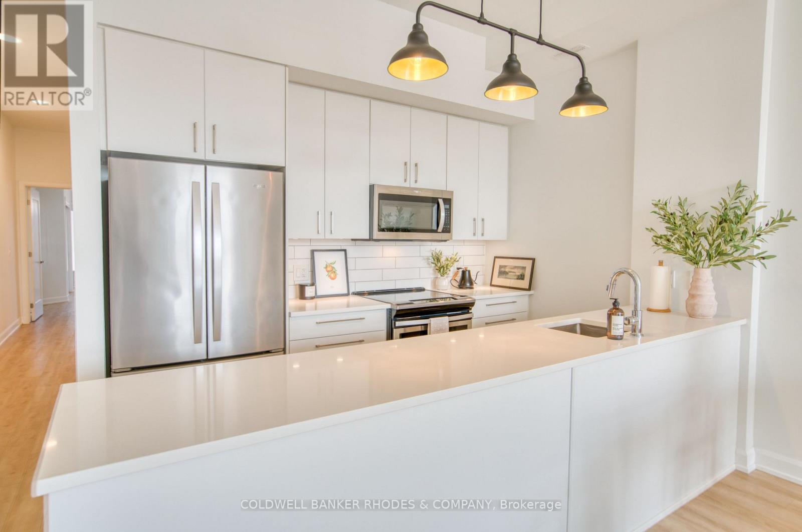 5 - 515 Gladstone Avenue