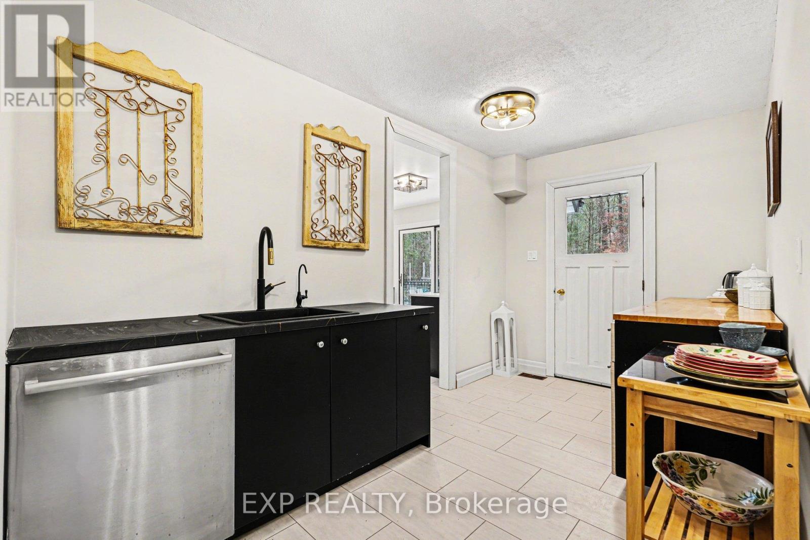 2844 Old Almonte Road