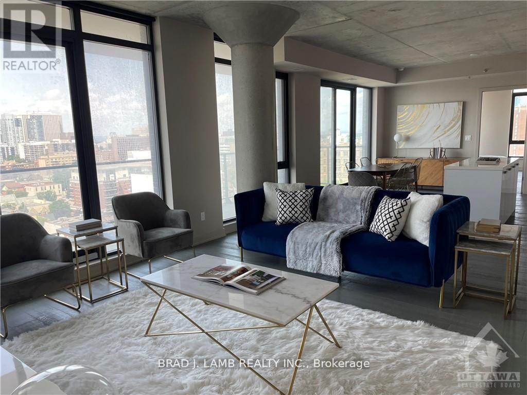 214 - 203 Catherine Street