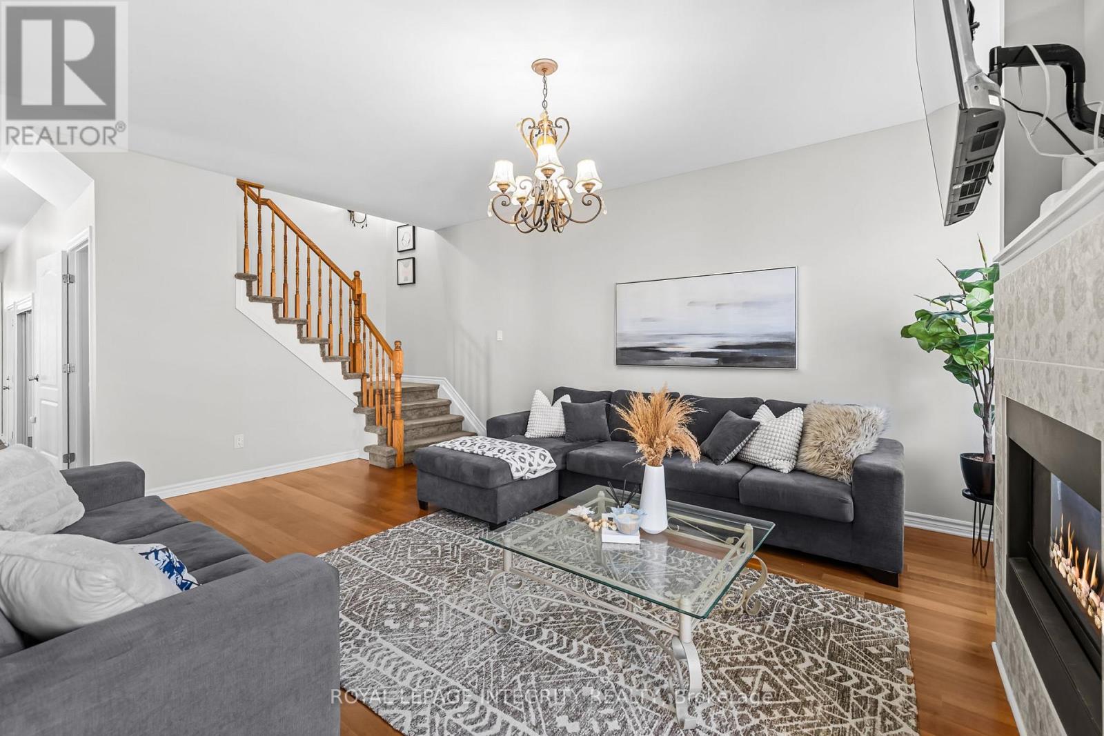 27 Orange Blossom Private