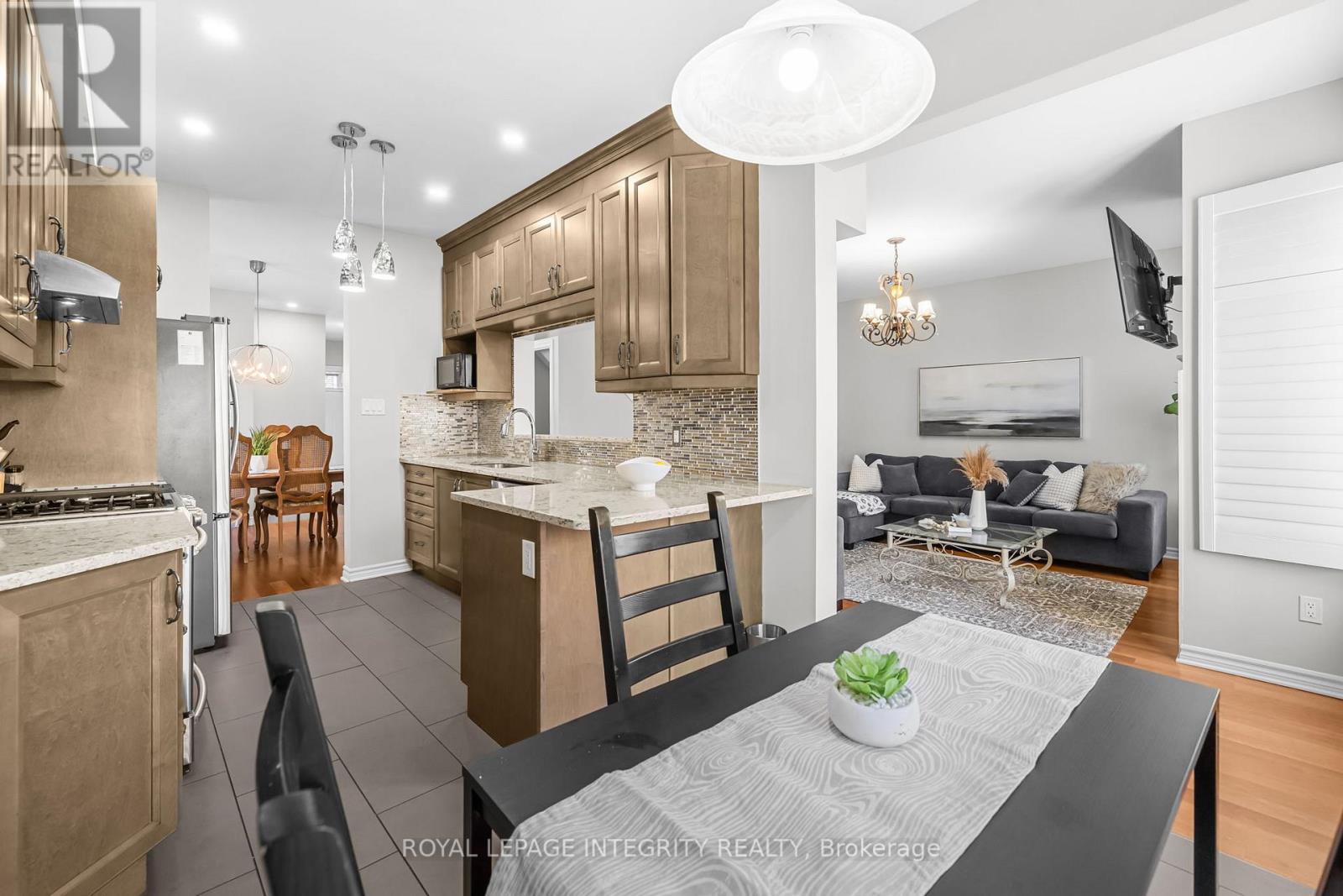 27 Orange Blossom Private