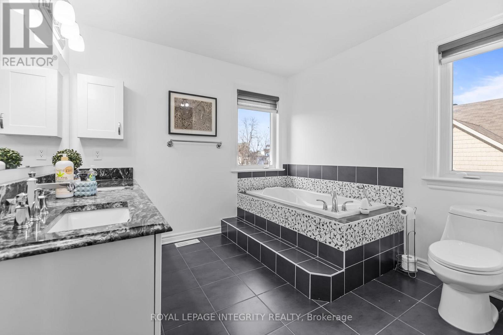 27 Orange Blossom Private