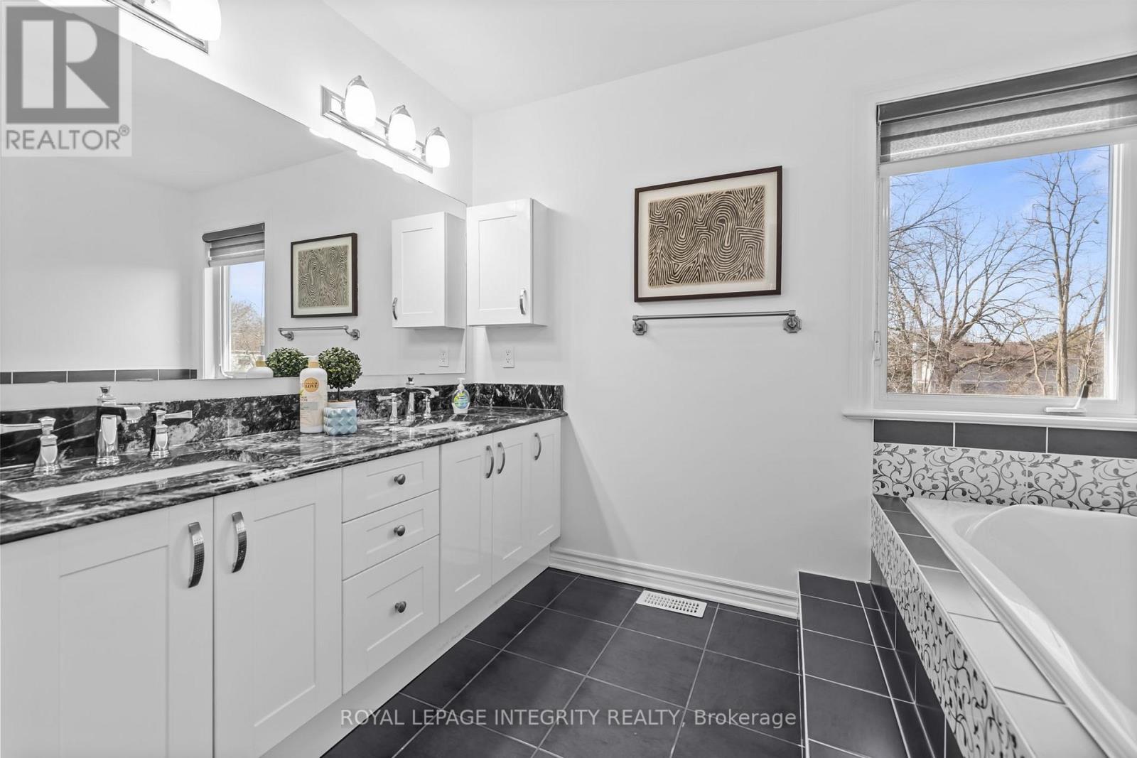 27 Orange Blossom Private