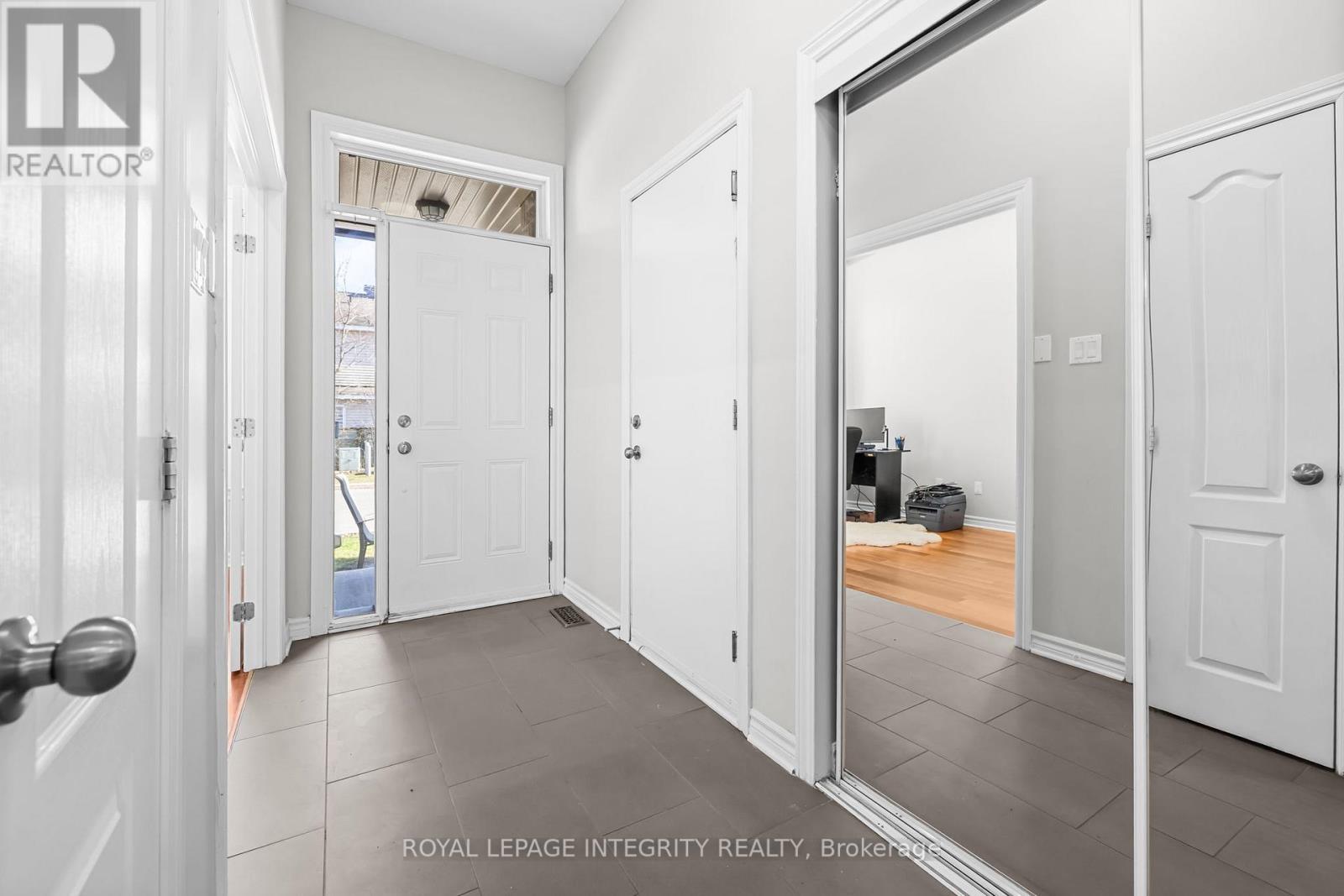 27 Orange Blossom Private