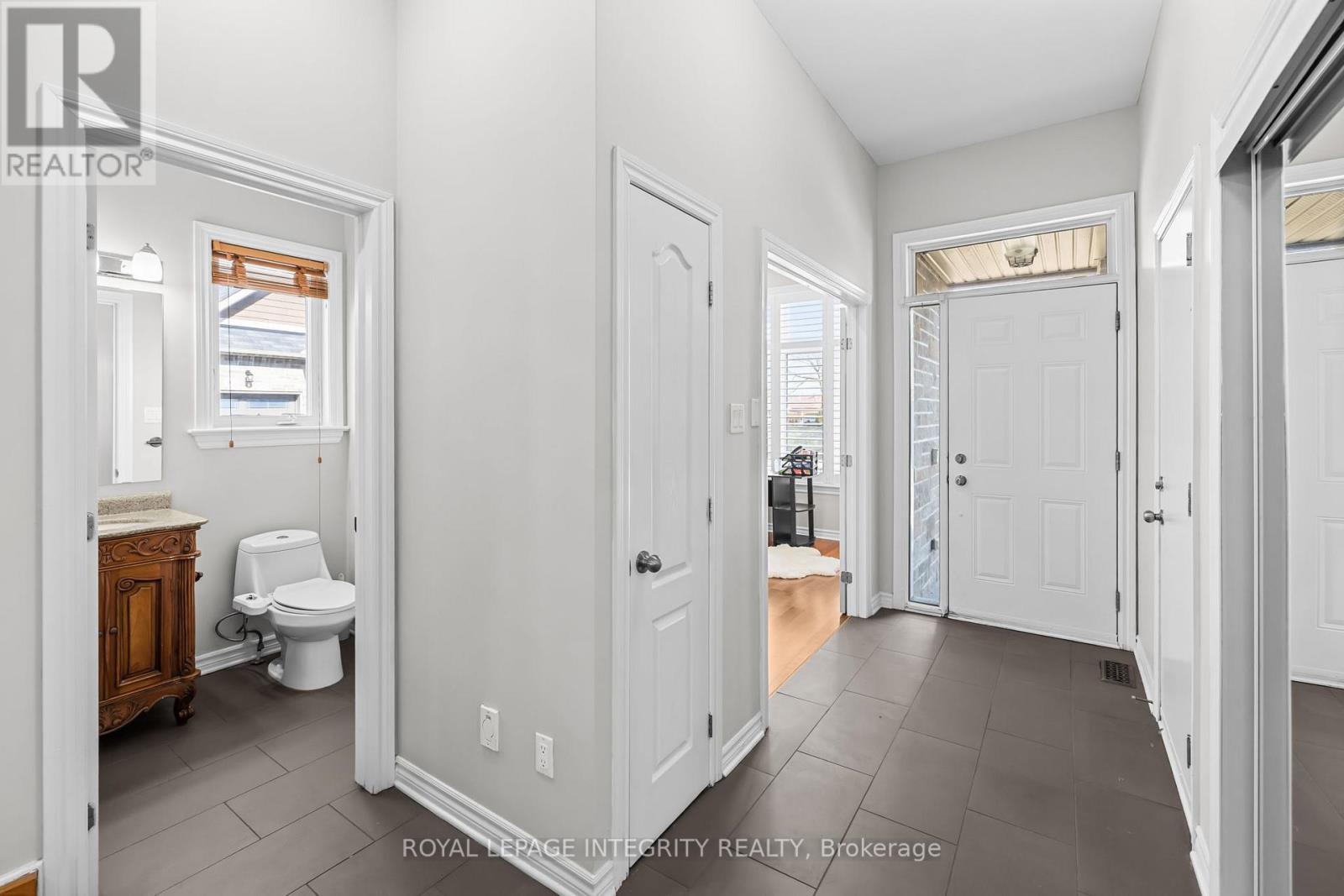 27 Orange Blossom Private