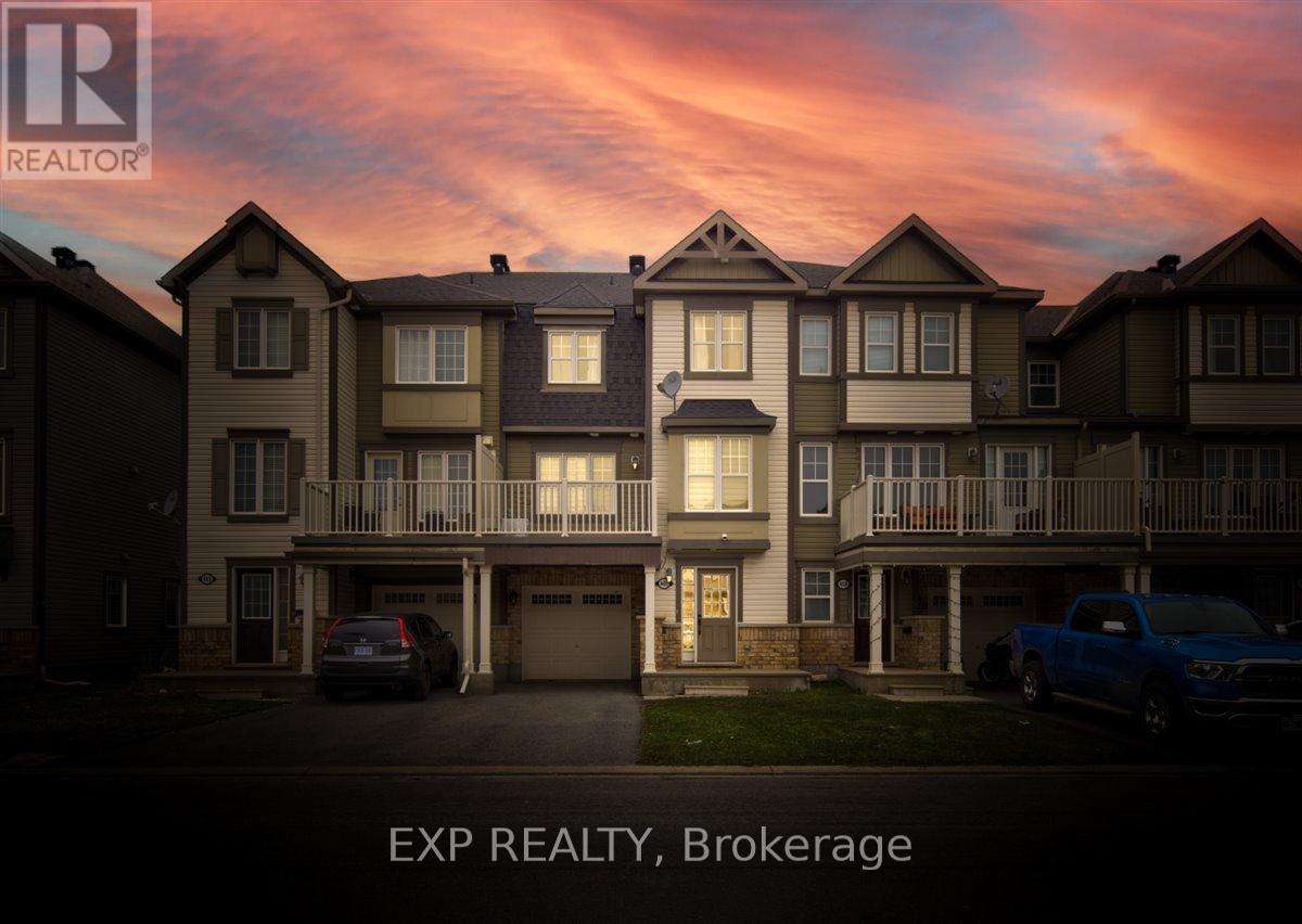 461 Meadowhawk Crescent