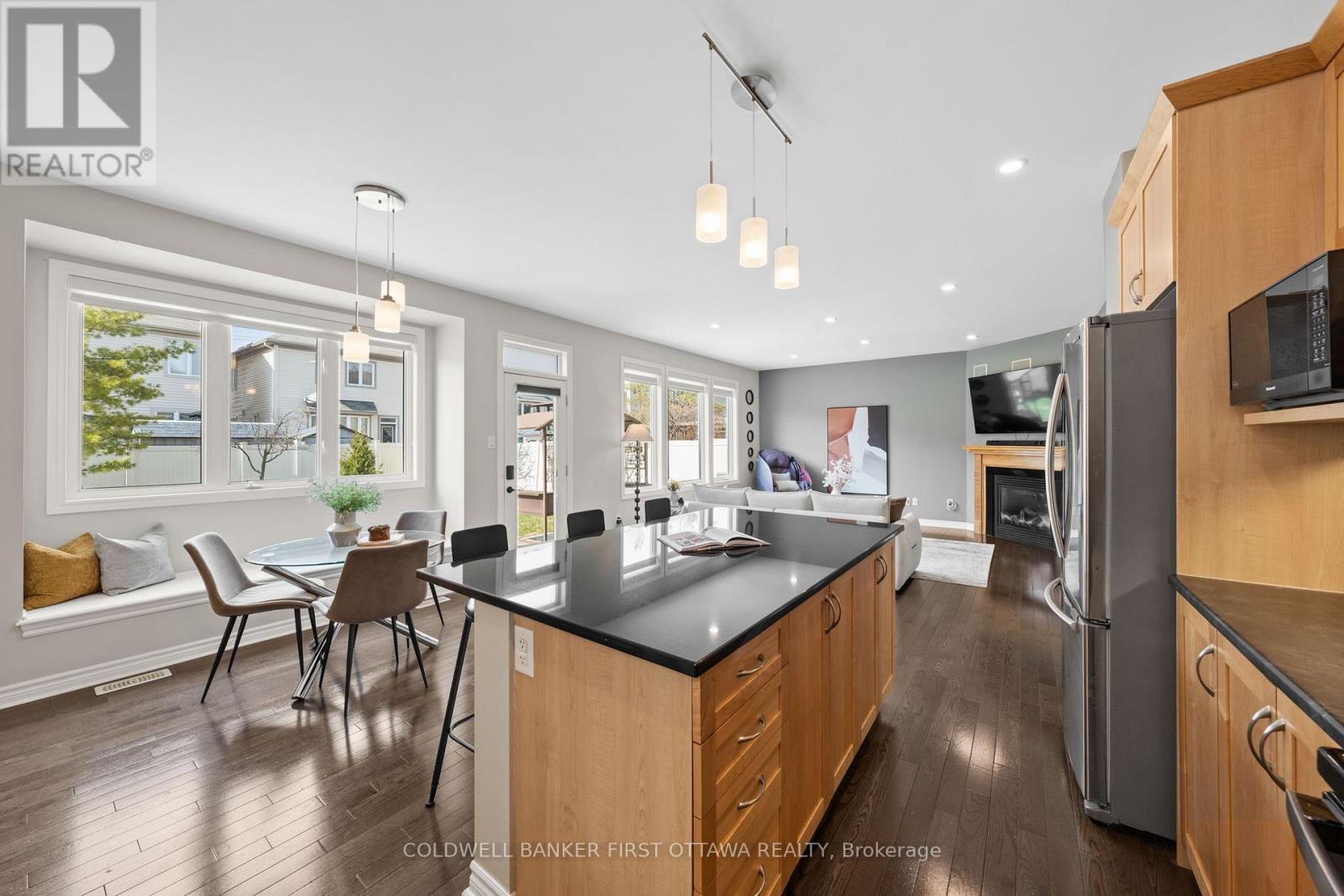 2176 Sunset Cove Circle