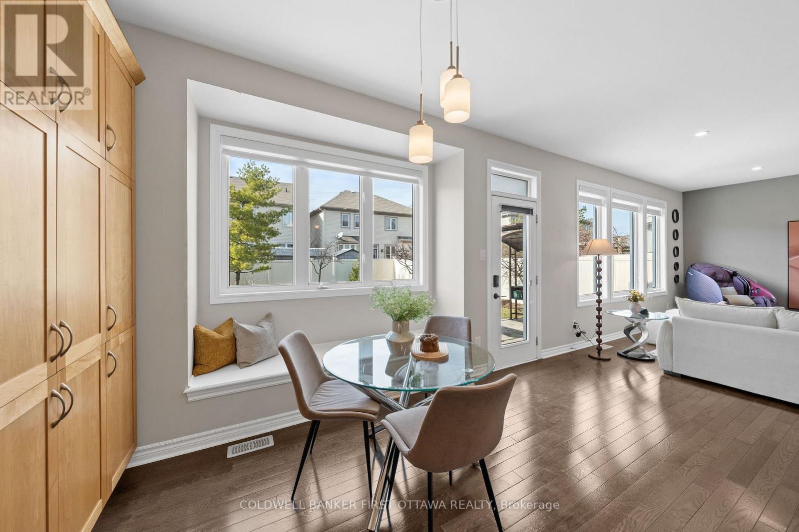 2176 Sunset Cove Circle