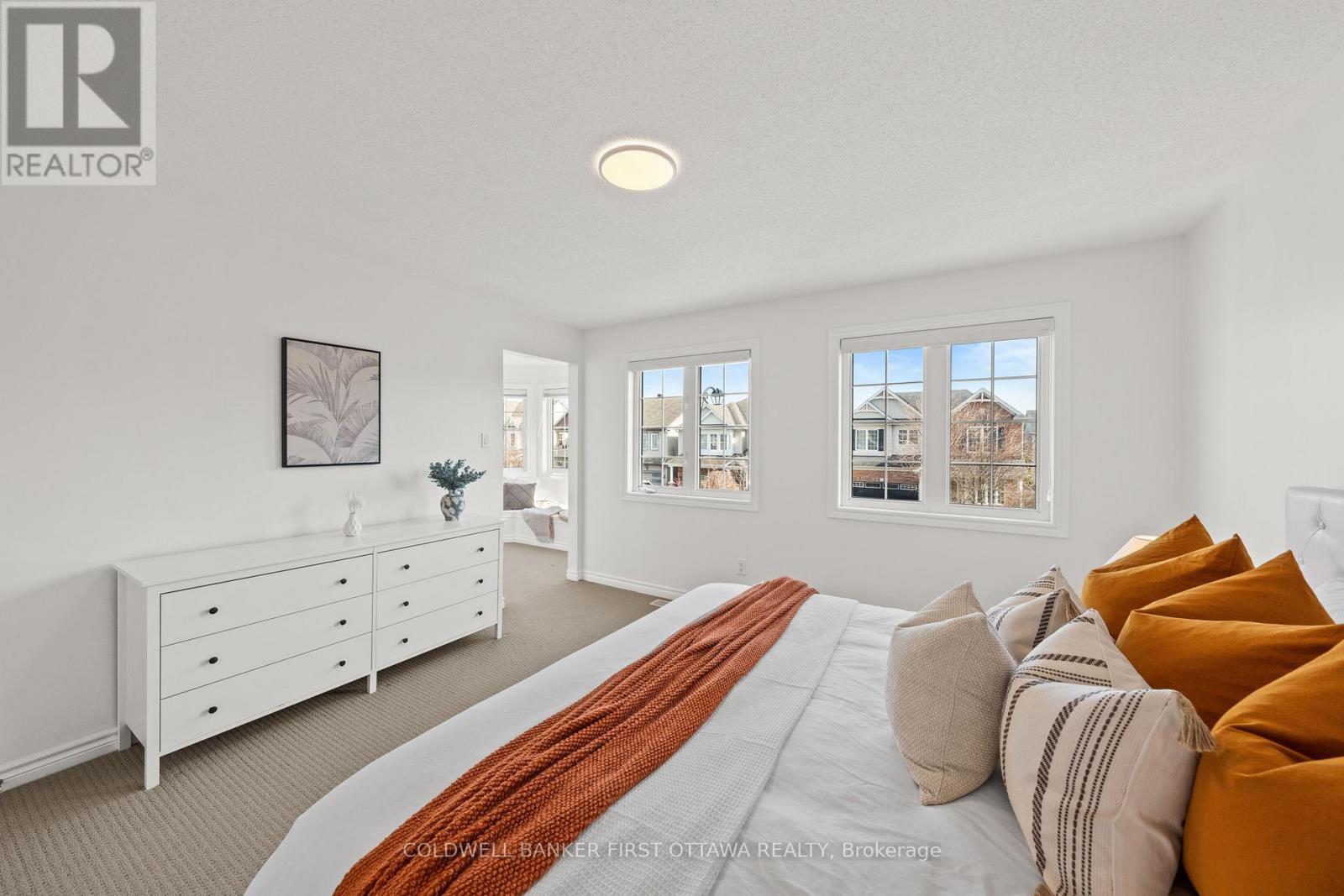 2176 Sunset Cove Circle