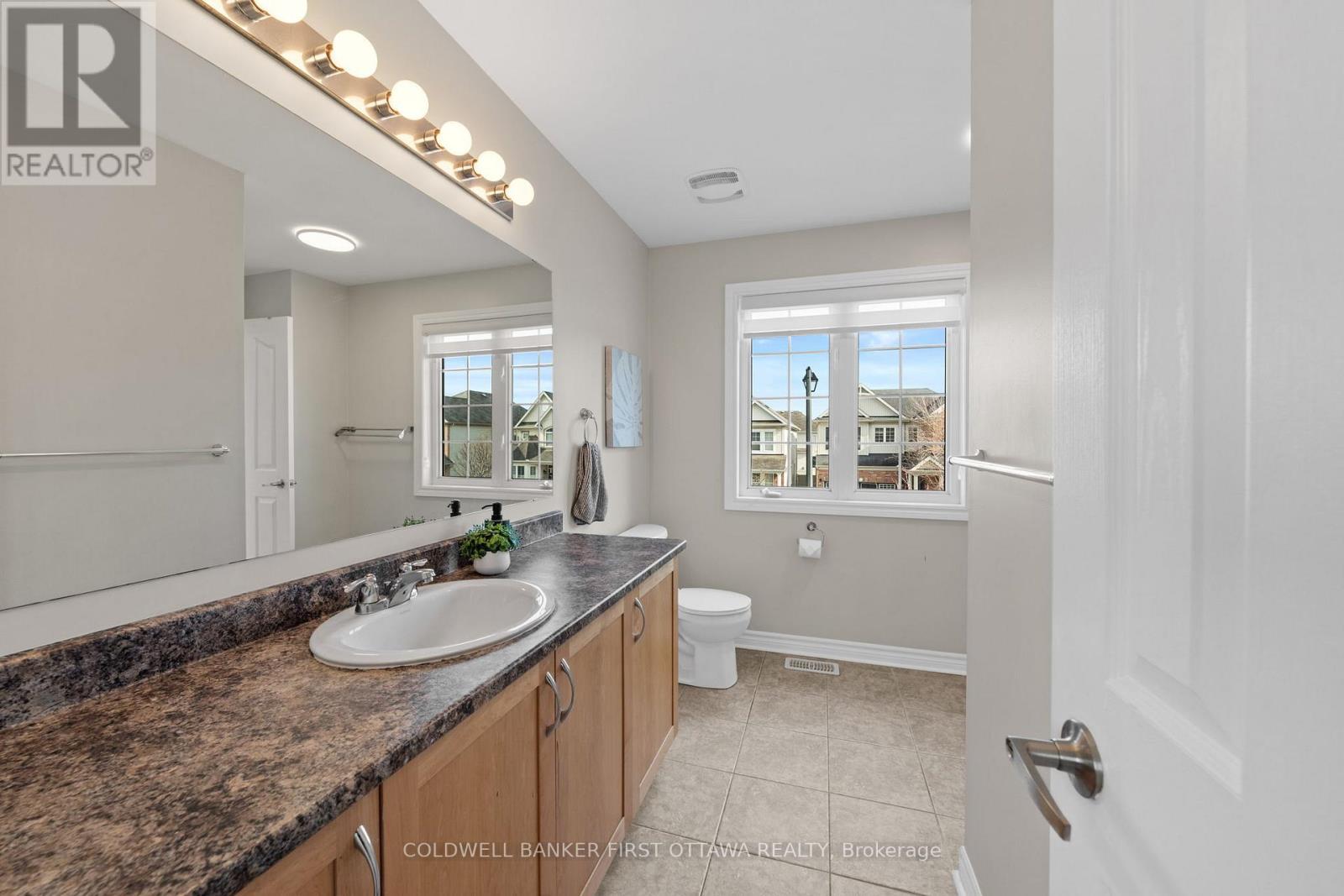 2176 Sunset Cove Circle