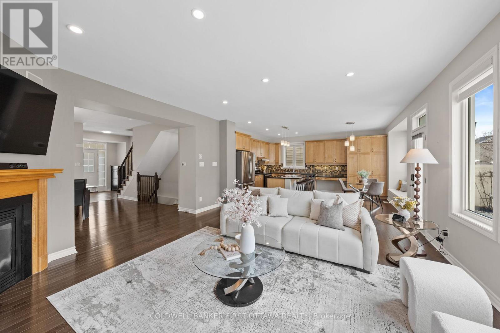 2176 Sunset Cove Circle