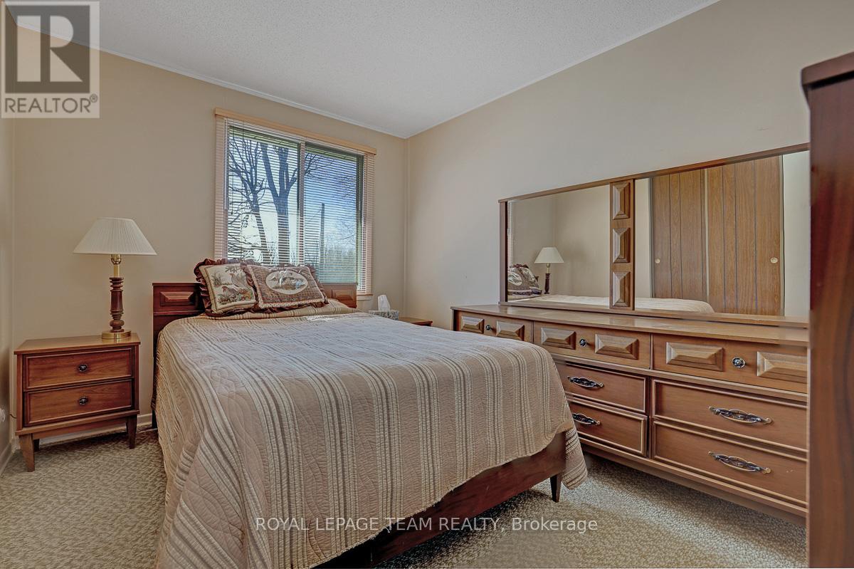 5523 Mitch Owens Road