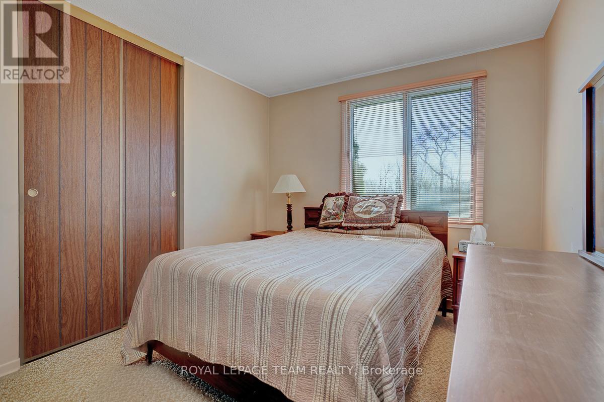 5523 Mitch Owens Road