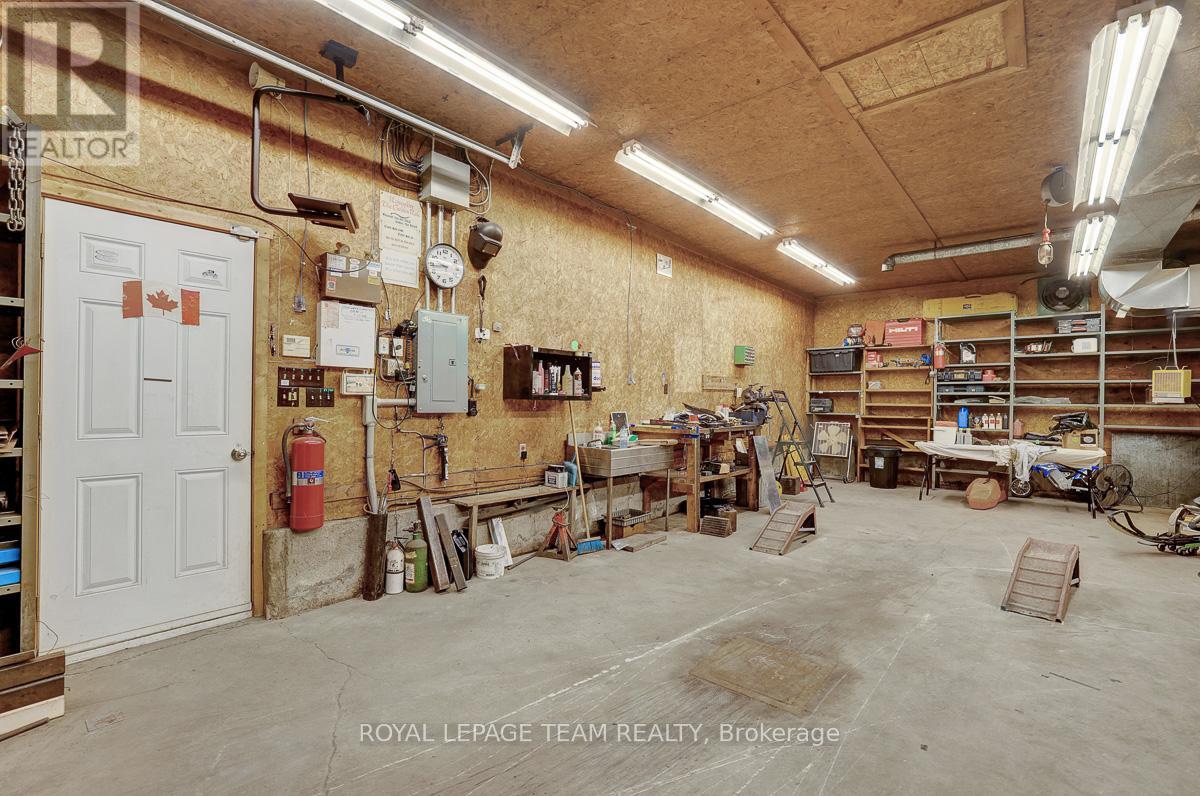 5523 Mitch Owens Road