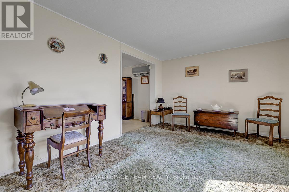 5523 Mitch Owens Road