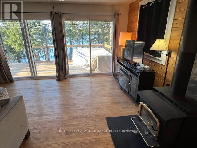 117 Raycroft Peninsula