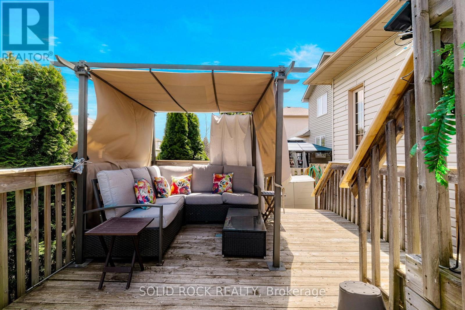 1021 Crestwood Drive