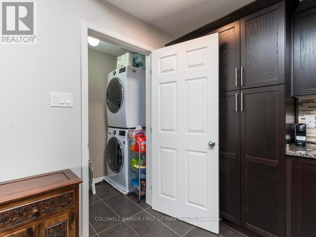 E - 100 Artesa Private