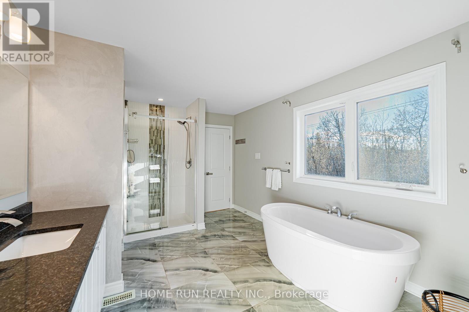 110 Discovery Crescent