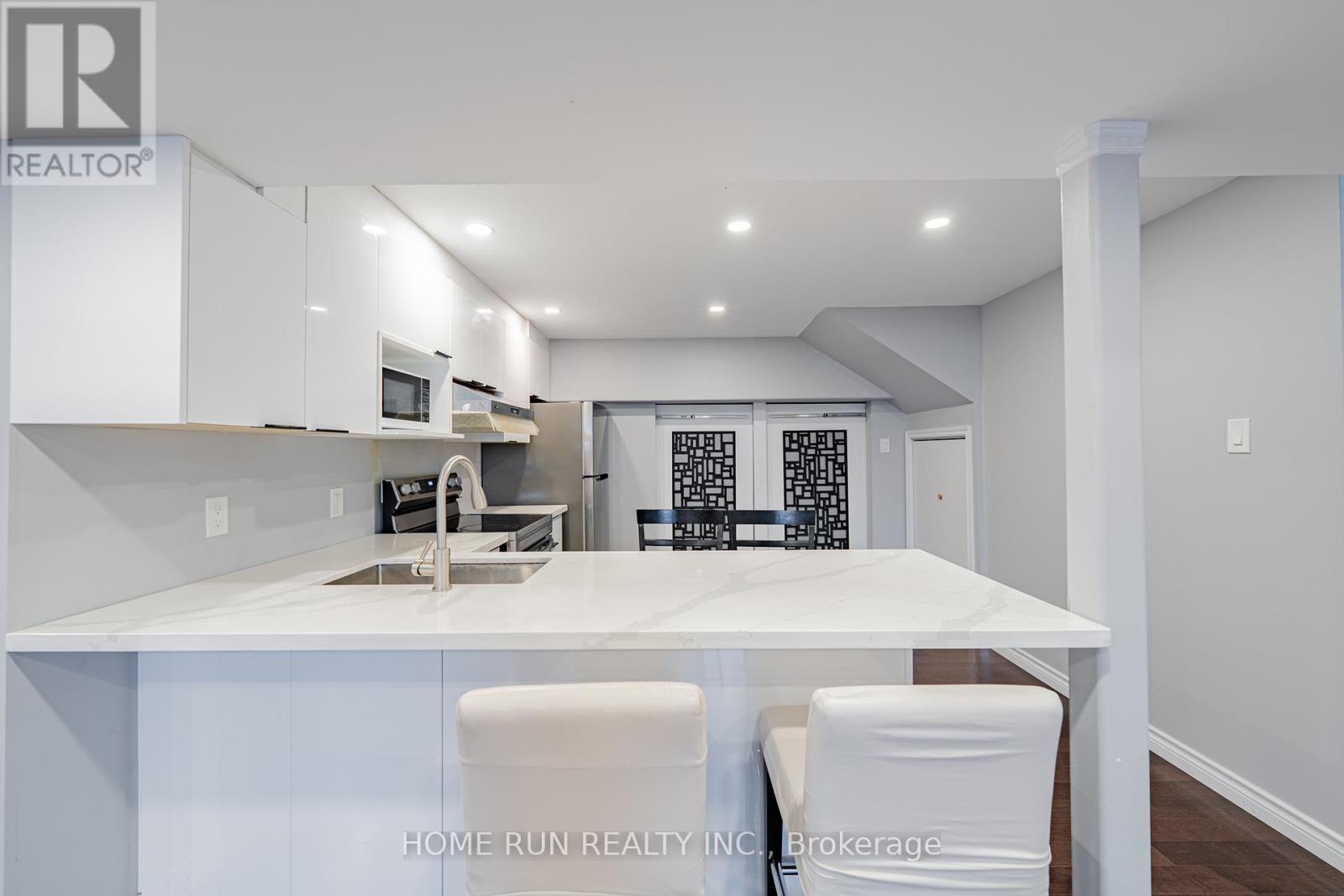 110 Discovery Crescent