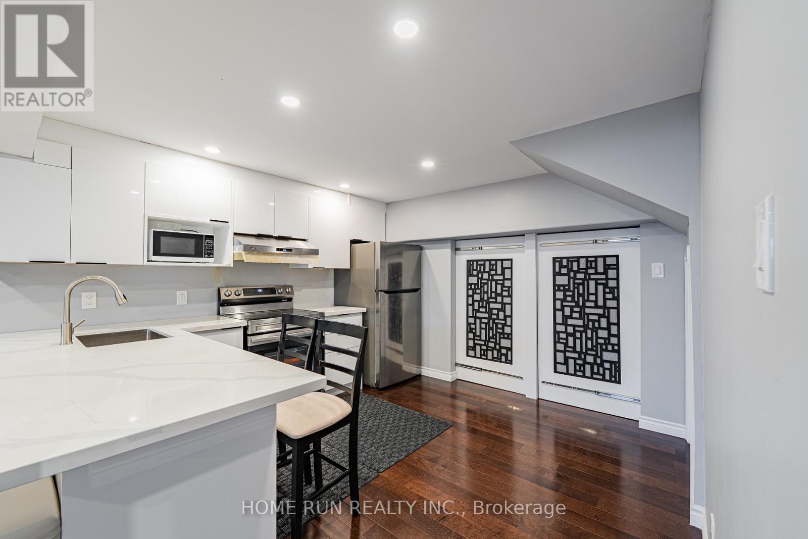 110 Discovery Crescent