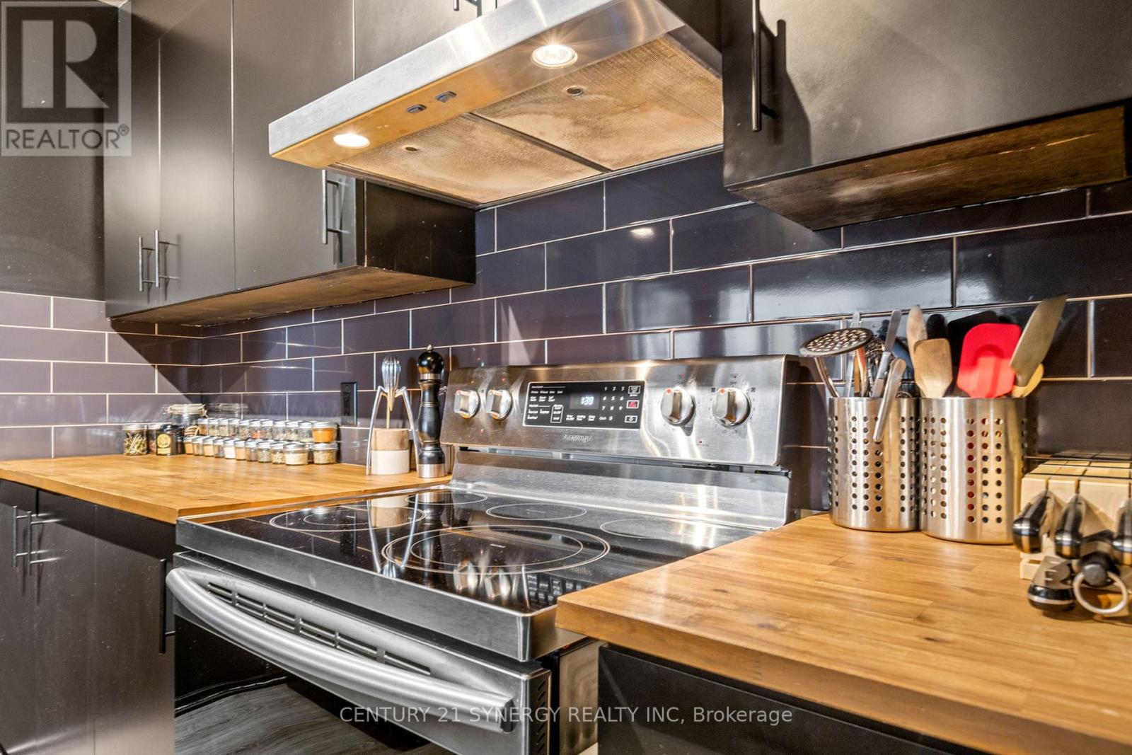 118 - 270 Brittany Road