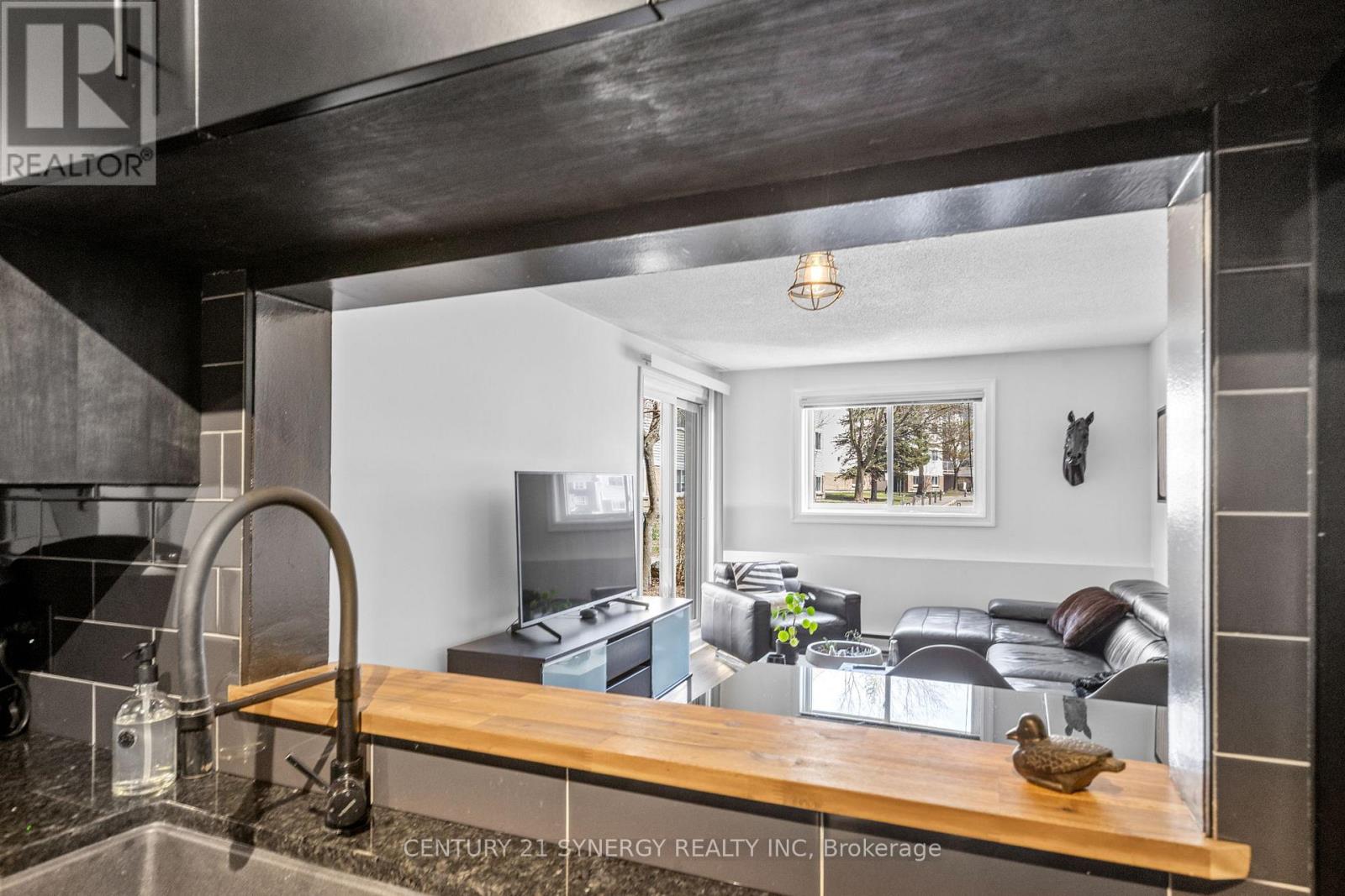 118 - 270 Brittany Road