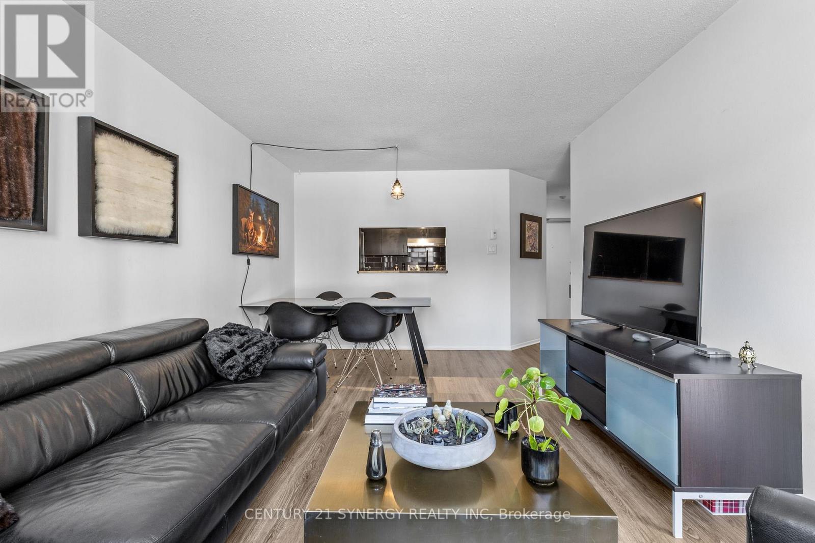 118 - 270 Brittany Road