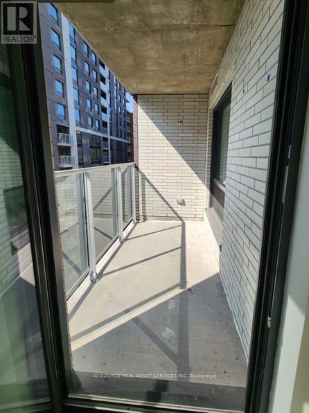 1009 - 340 Queen Street