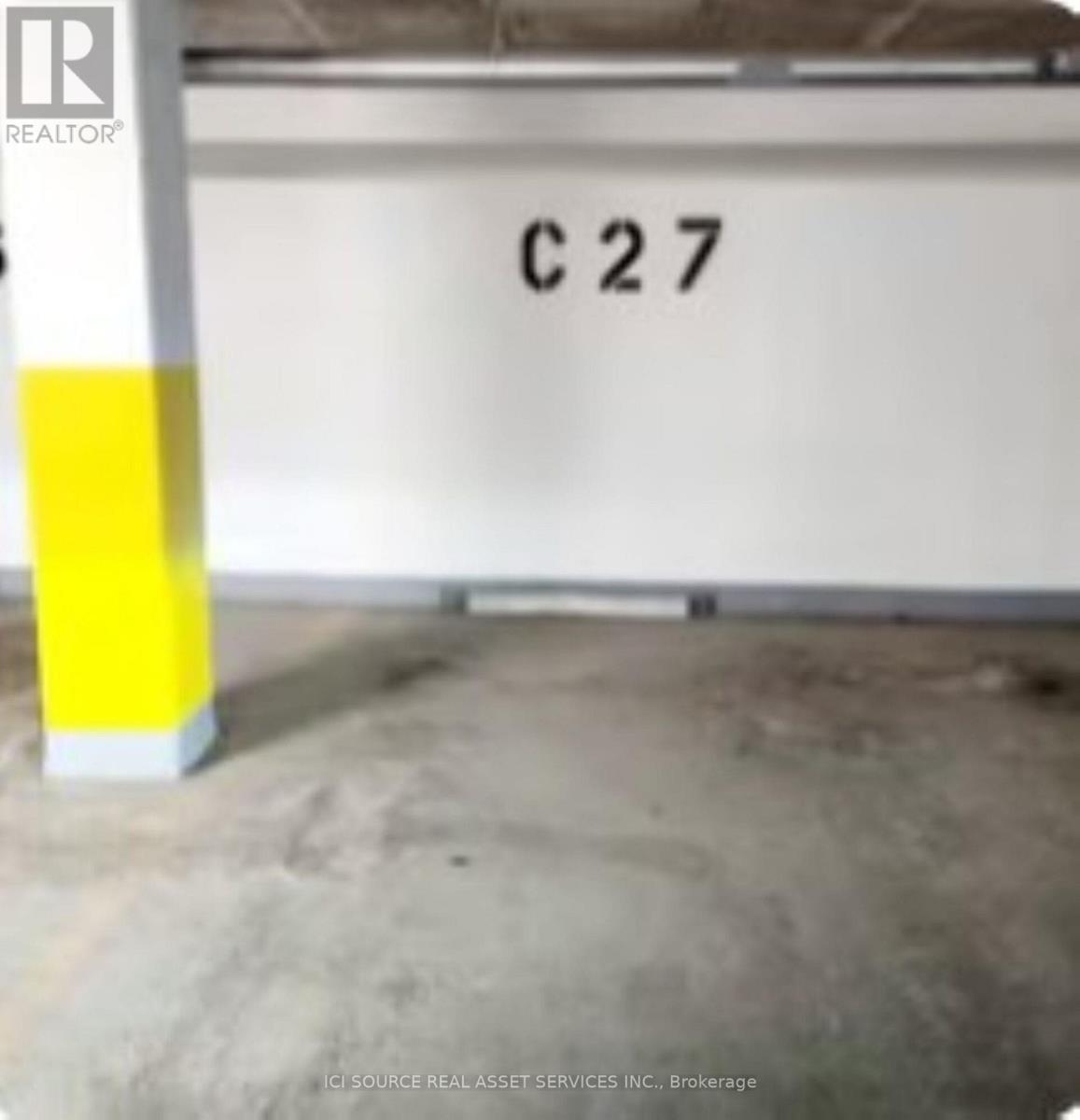 1009 - 340 Queen Street