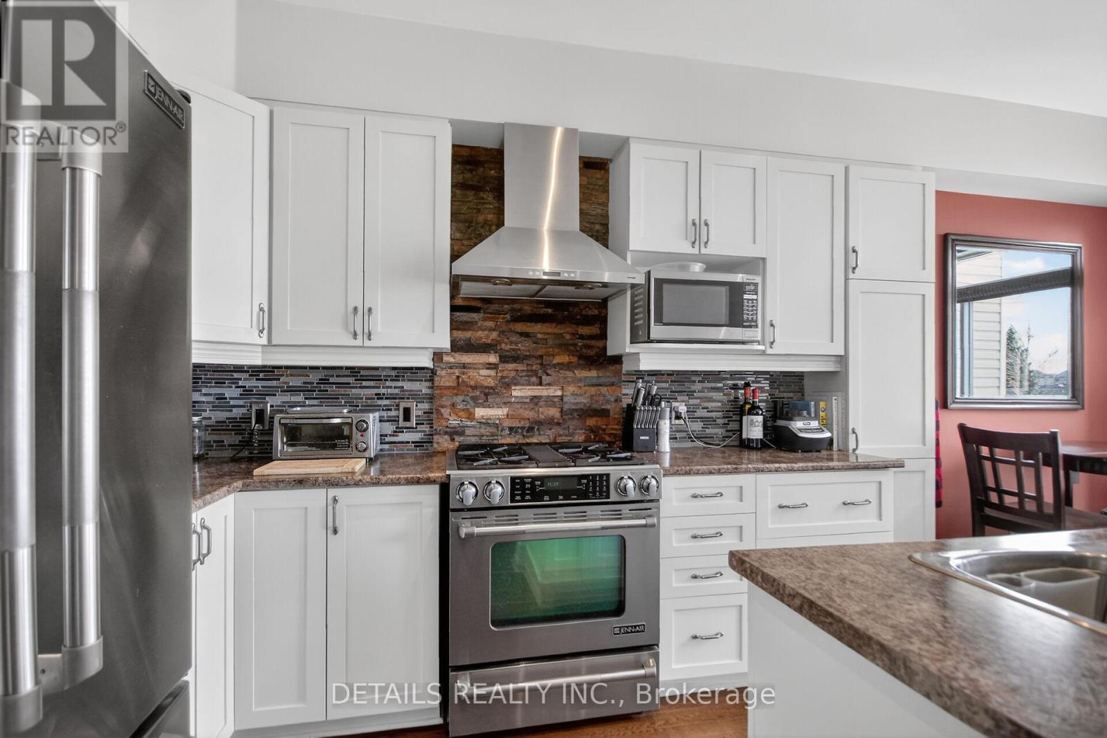 168 Eye Bright Crescent