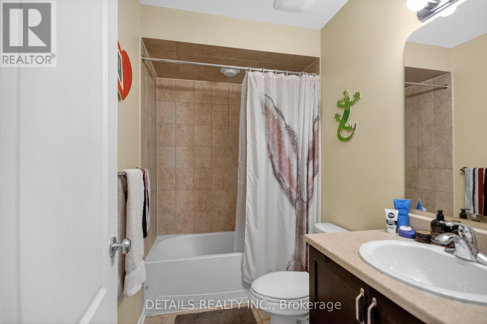 168 Eye Bright Crescent