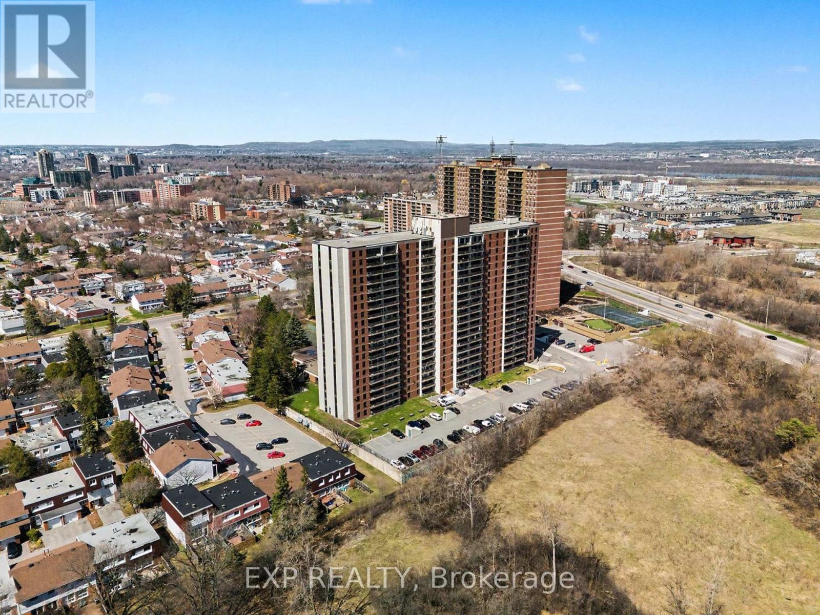 1801 - 665 Bathgate Drive