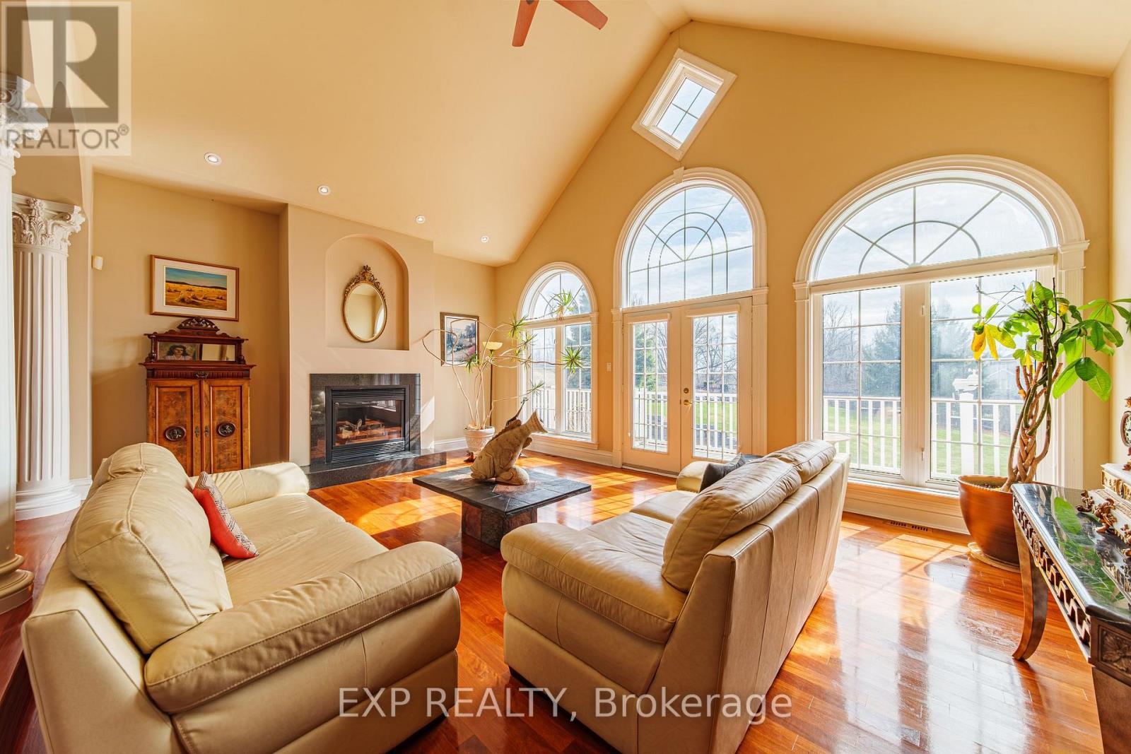 1283 Rideau Cove Court