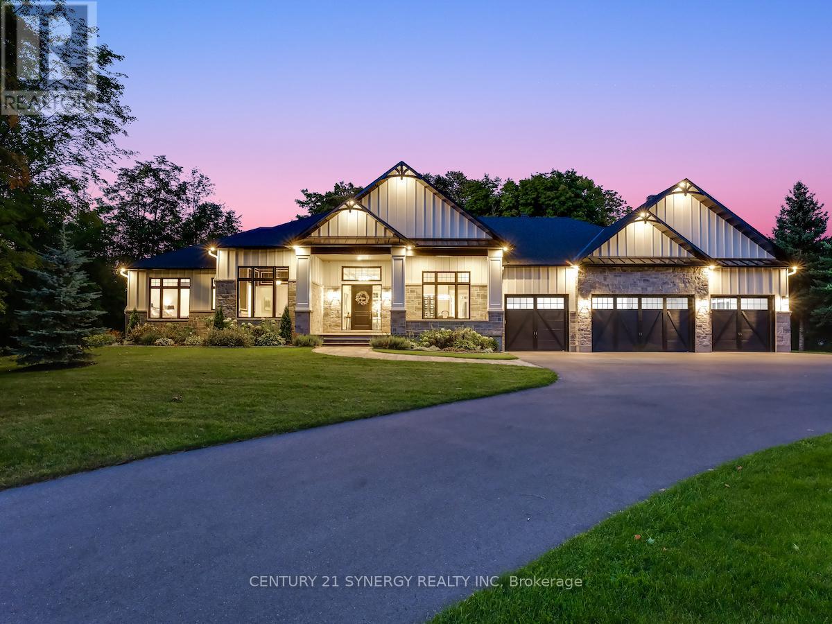 1443 Duchess Crescent