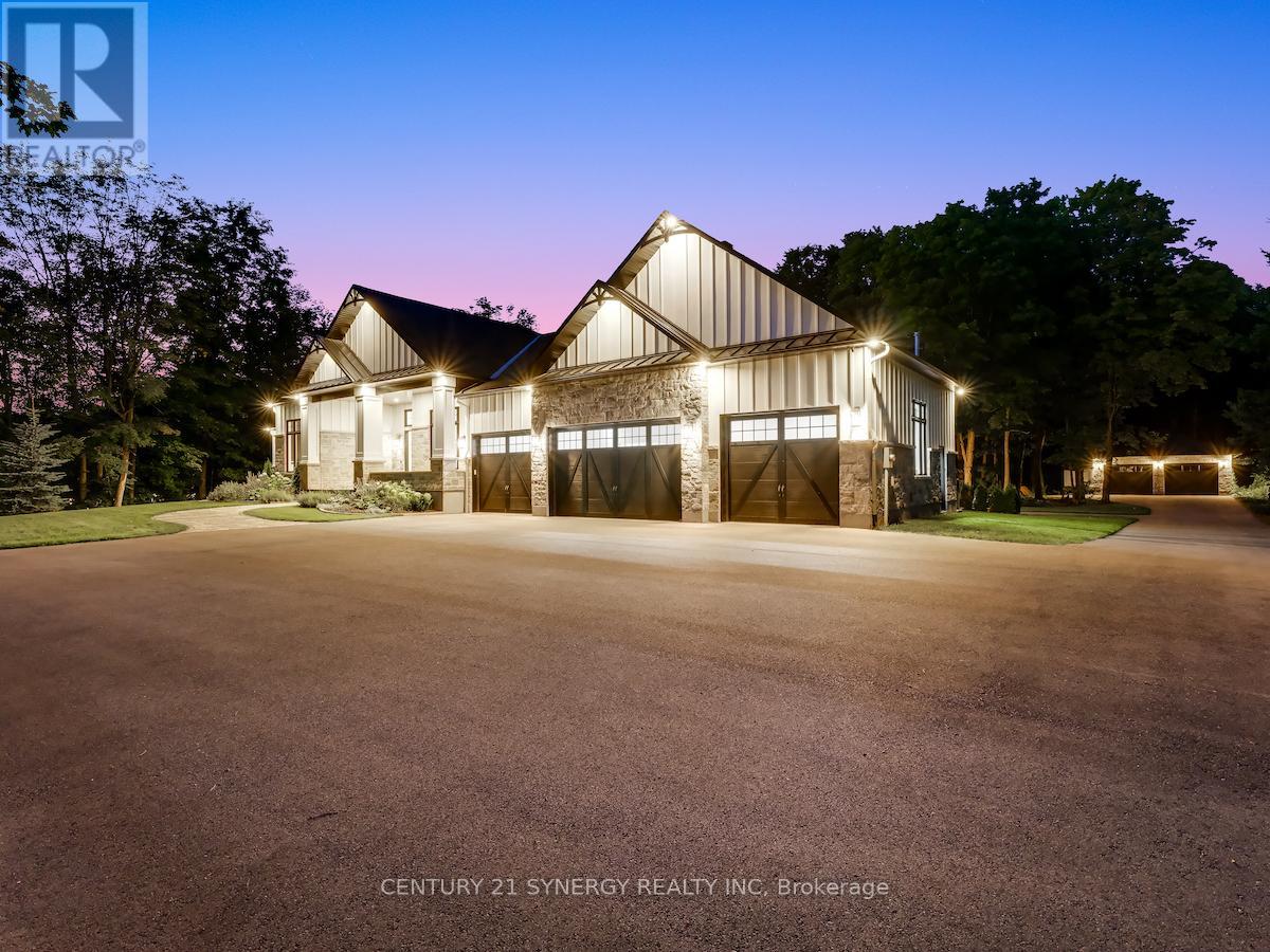 1443 Duchess Crescent