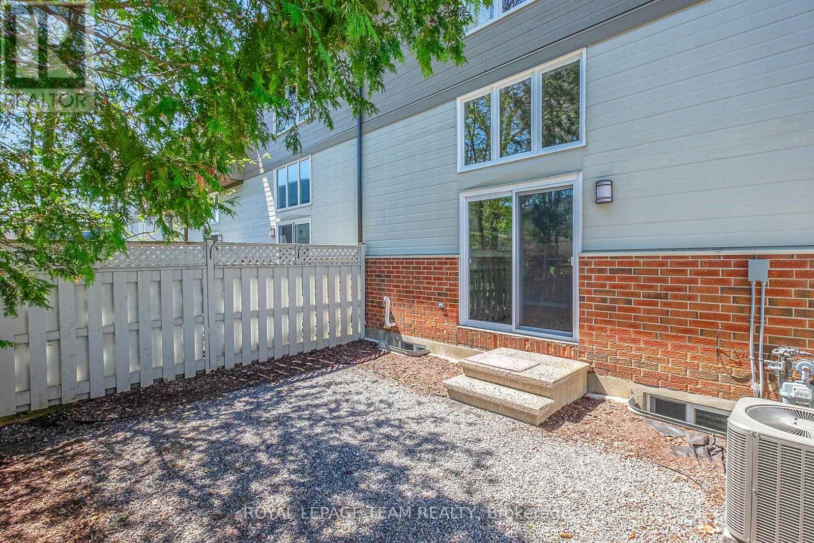 43 - 3205 Uplands Drive Ne