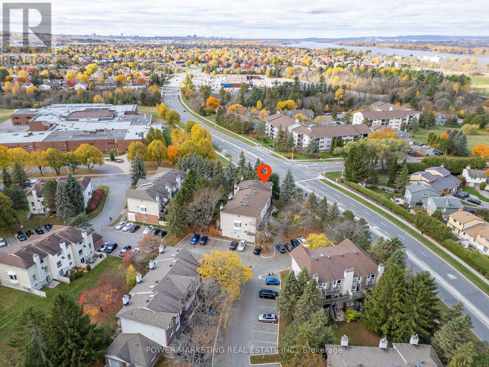 B - 6702 Jeanne D'arc Boulevard N