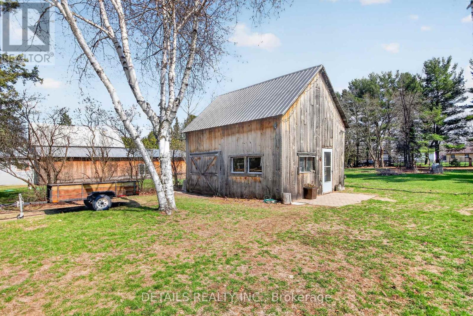 5554 Osgoode Main Street