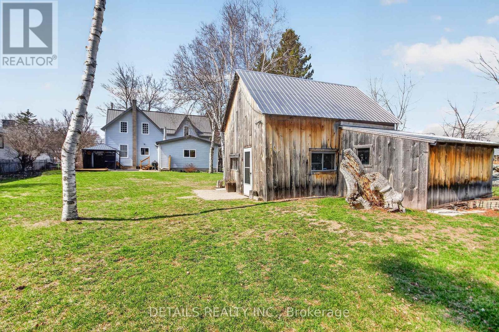 5554 Osgoode Main Street