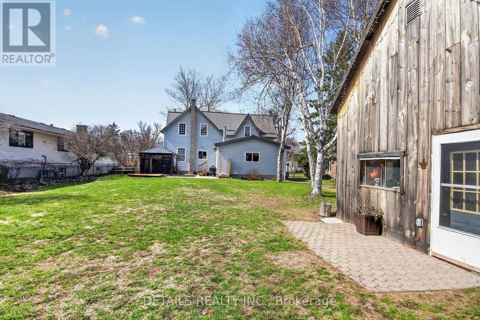 5554 Osgoode Main Street