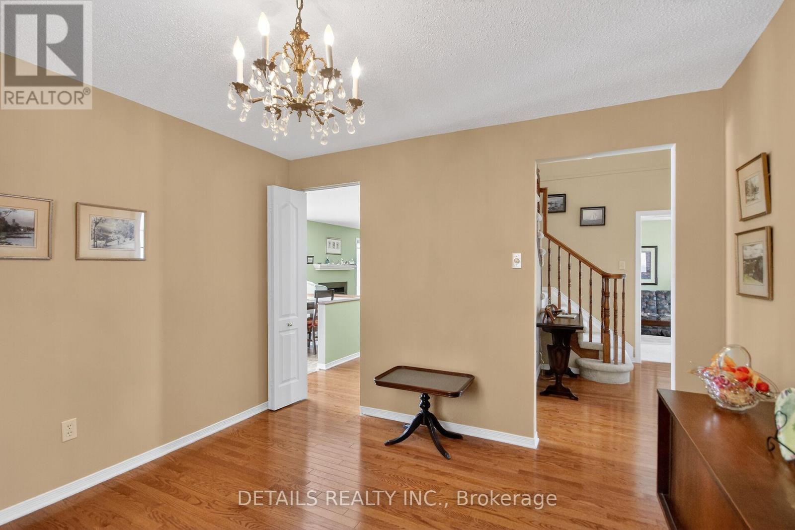 6105 Lariviere Crescent