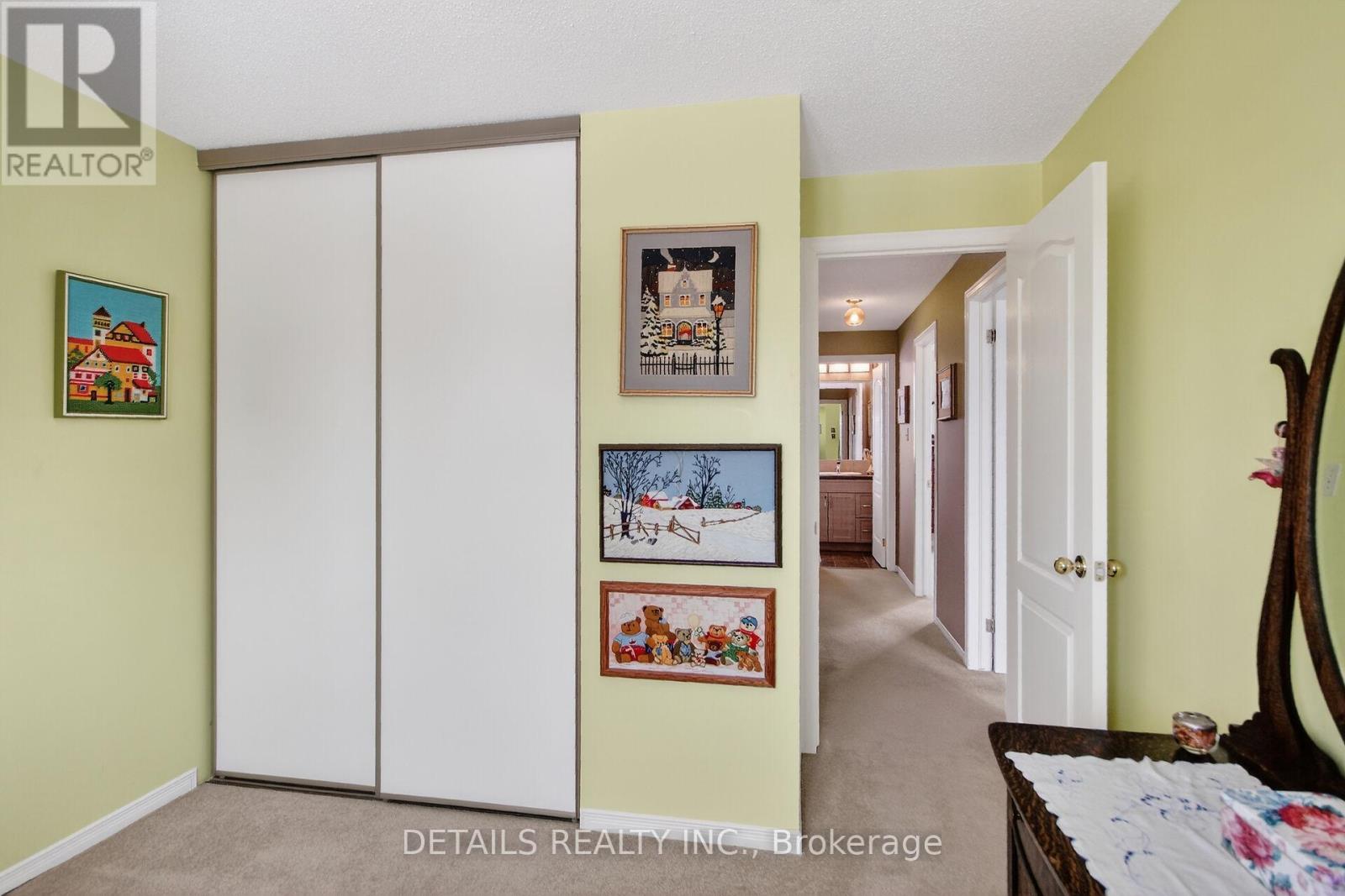 6105 Lariviere Crescent