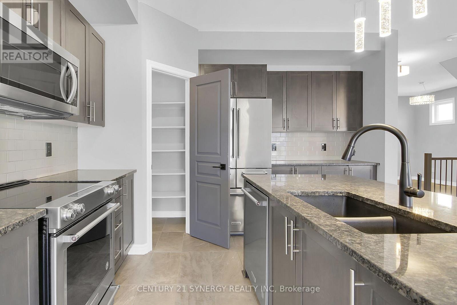 1107 Beckett Crescent