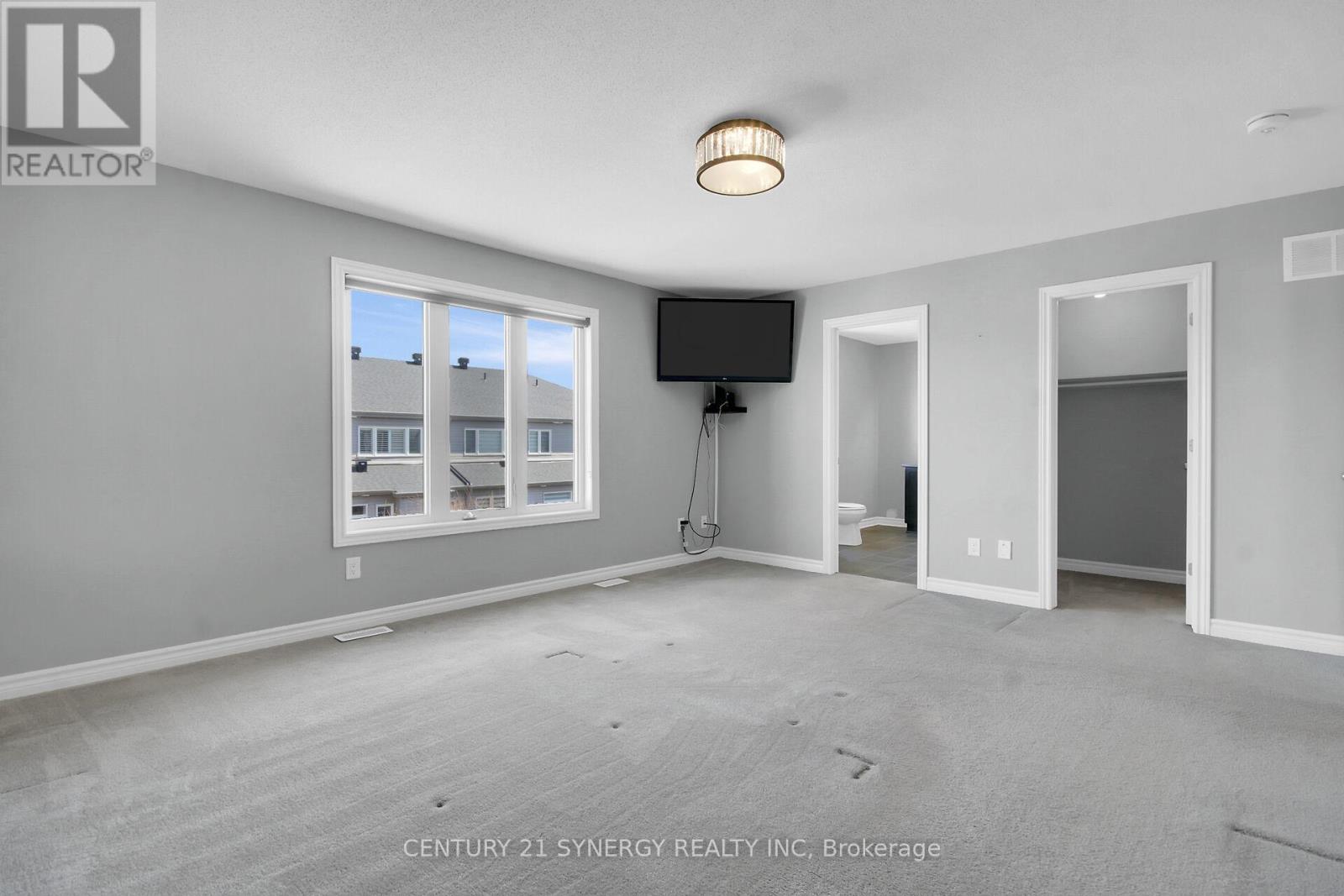 1107 Beckett Crescent