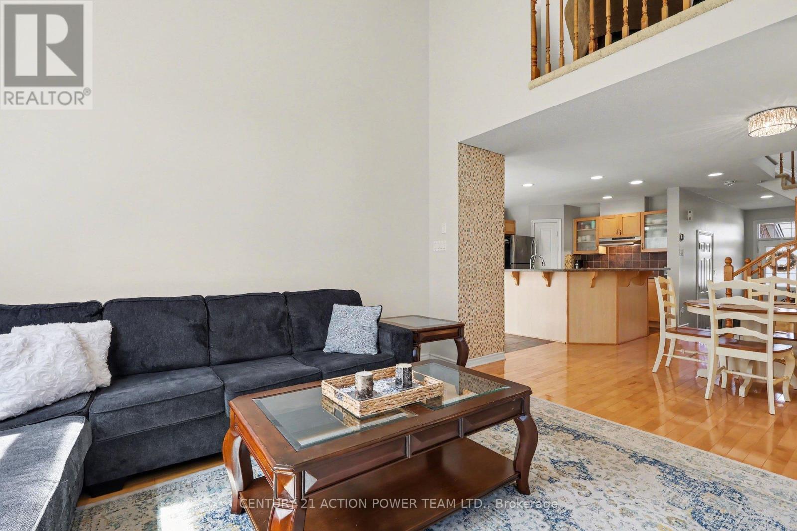 2066 Melette Crescent