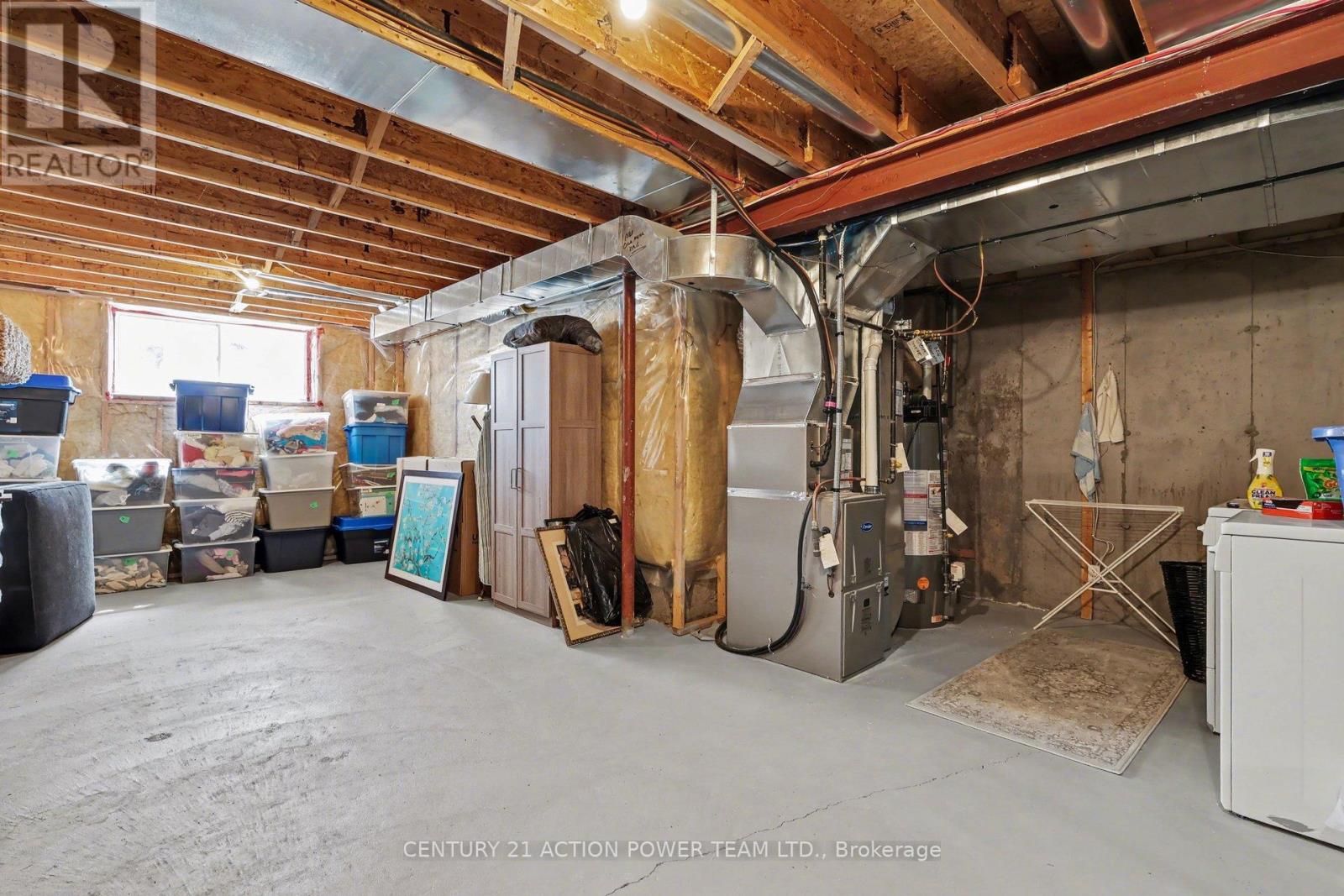 2066 Melette Crescent