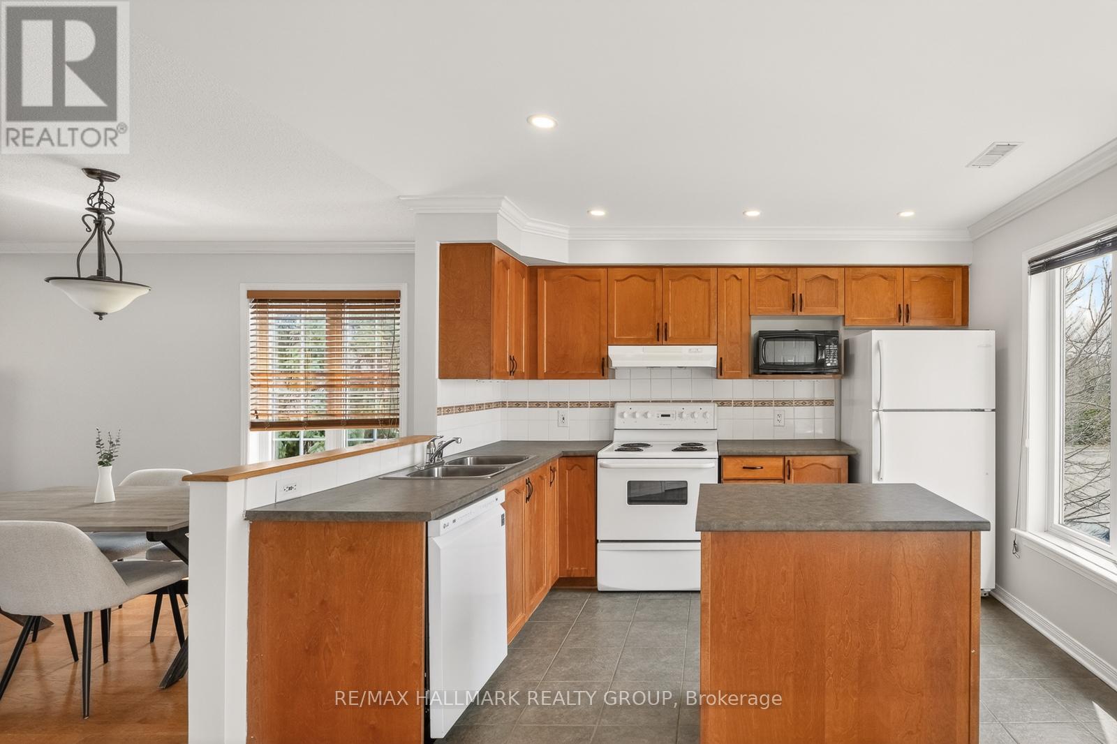 142 Gatestone Private