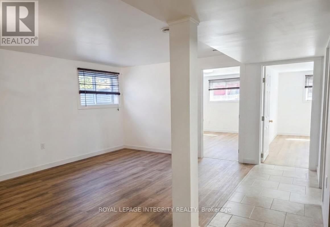 176 Oakridge Boulevard