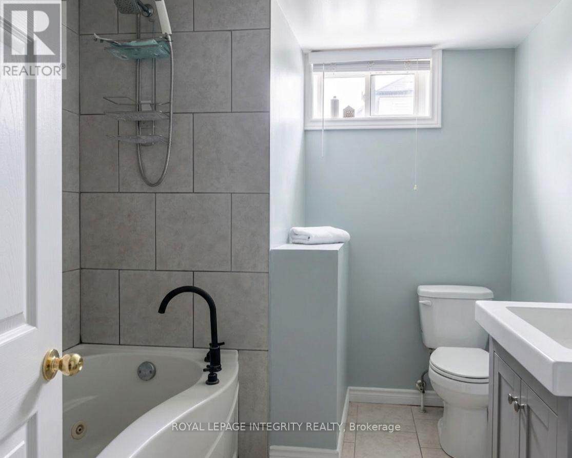 176 Oakridge Boulevard